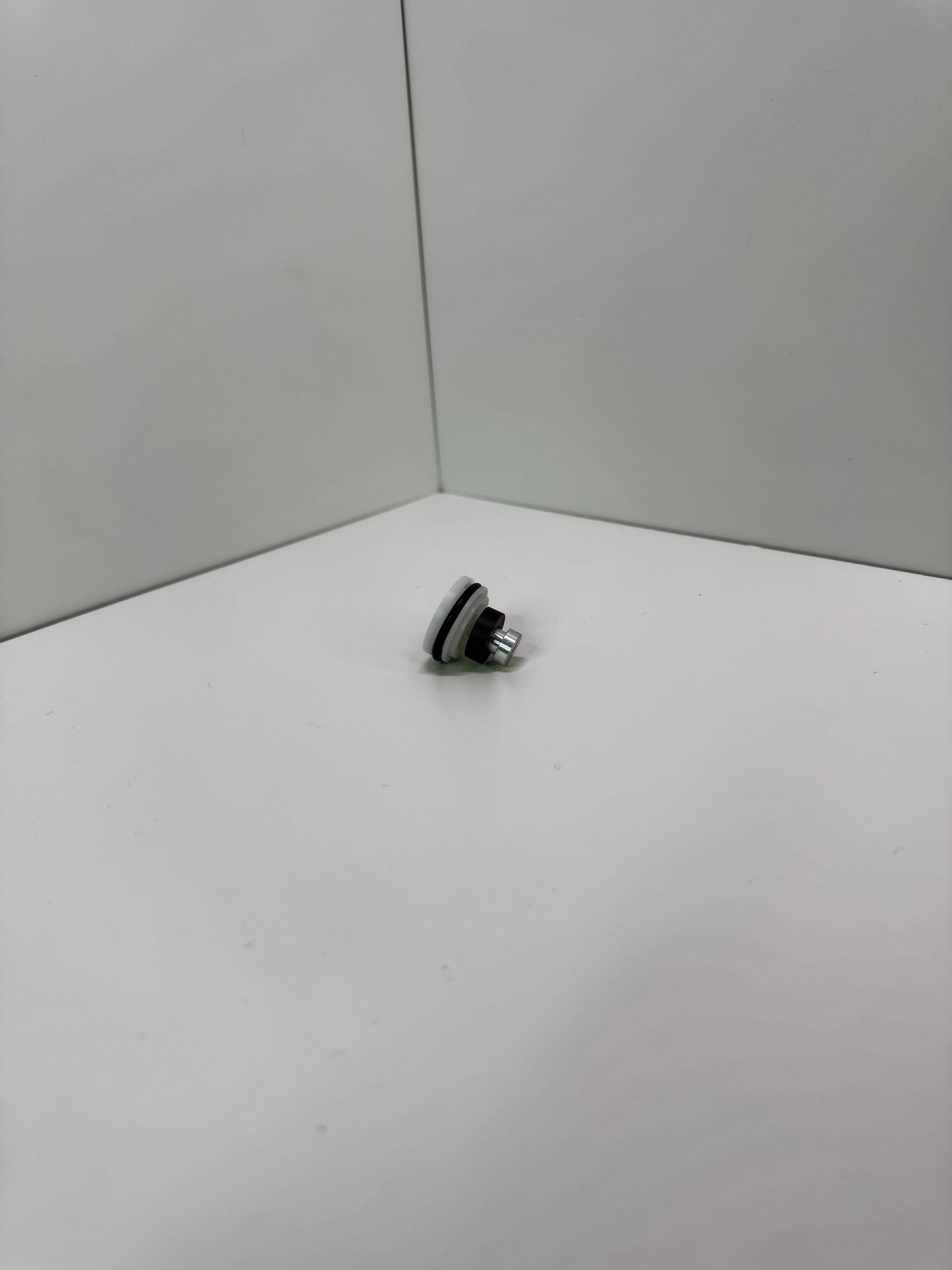 Mutation Whisper AEG Piston Head – High-Seal Silent Compression Upgrade for Ver.2/Ver.3 Gearboxes